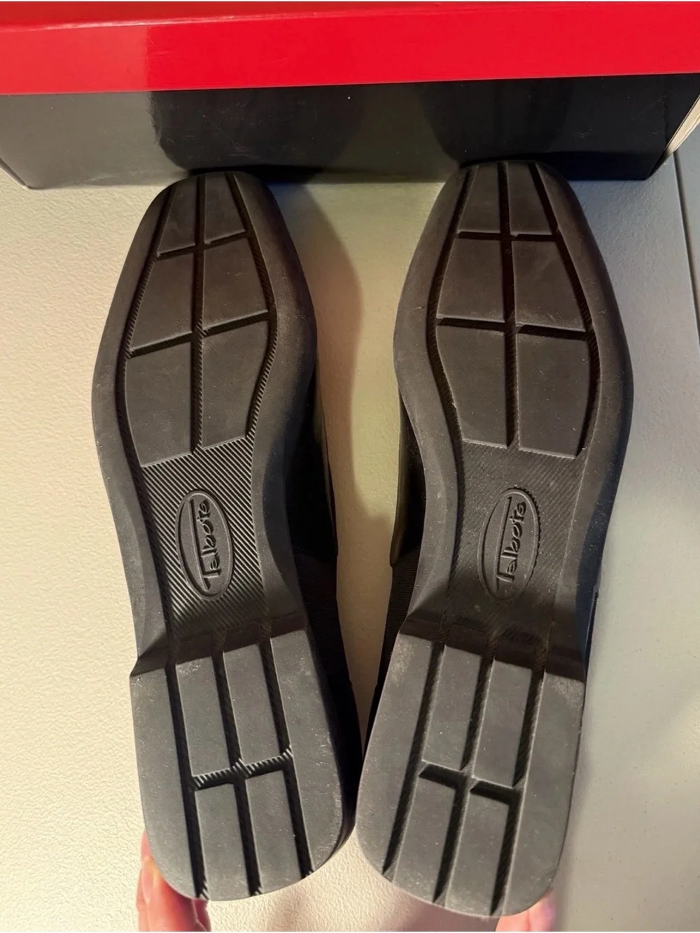 VTG Talbots Square Toe Black Loafers Size 9.5 Leather 90s Minimalist Office Chic